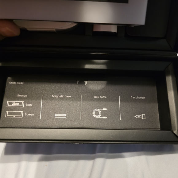 Uber Black and White Tech Kit Beacon 2.0 Never Used - Picture 5 of 7